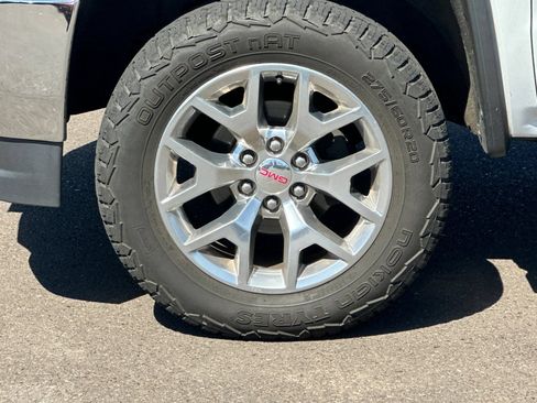 Used 2017 GMC Sierra 1500 SLT AWD/4WD image 24