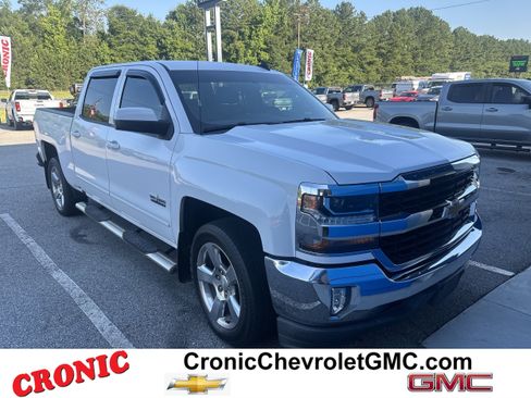 Used 2018 Chevrolet Silverado 1500 LT w/ Texas Edition RWD image 1