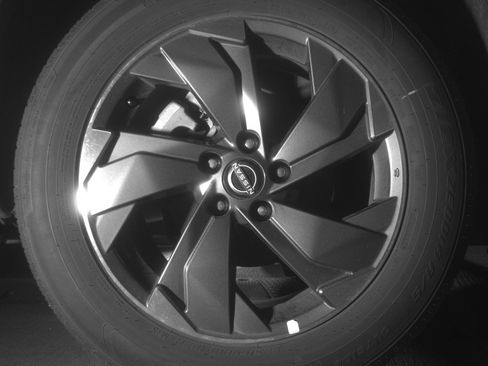 Used 2025 Nissan Rogue SV FWD image 15