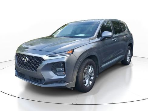 Used 2020 Hyundai Santa Fe SE FWD image 3