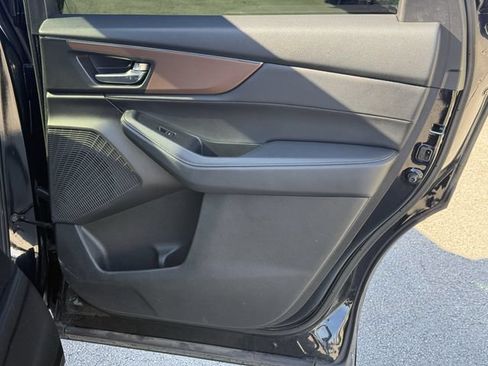 Used 2022 Acura MDX SH-AWD image 38