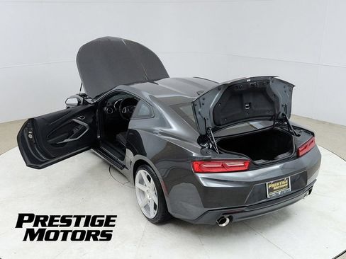 Used 2016 Chevrolet Camaro LT RWD image 23