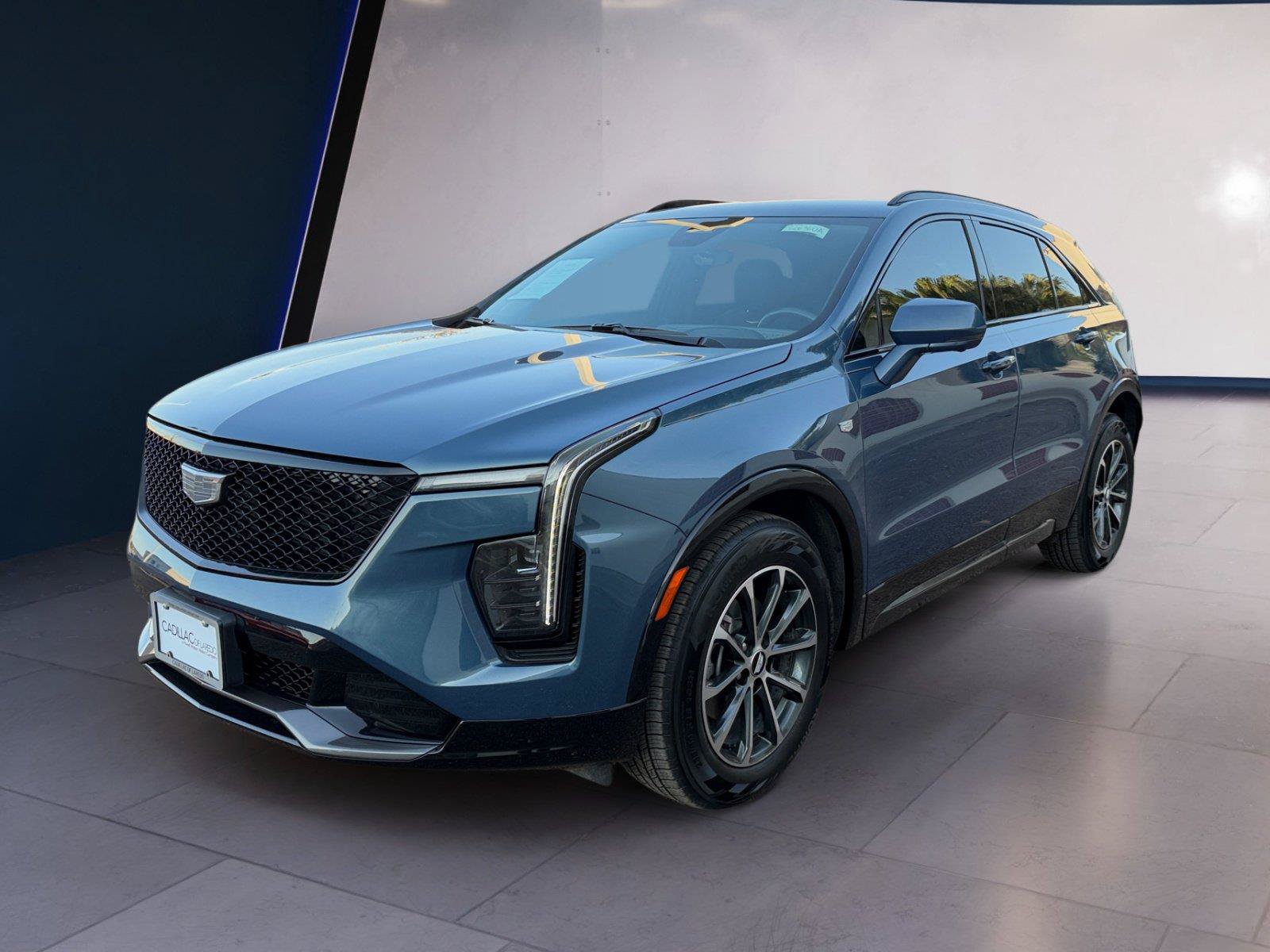 Certified 2025 Cadillac XT4 Sport FWD image 1