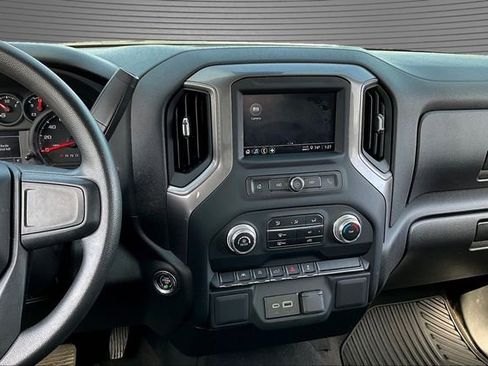 Used 2024 GMC Sierra 1500 Pro w/ Pro Value Package image 10