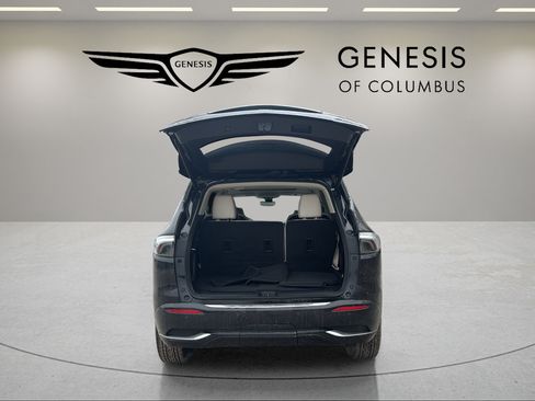 Used 2023 Buick Enclave Avenir FWD image 28