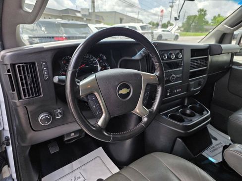 Used 2019 Chevrolet Express 2500 Extended w/ Driver Convenience Package RWD image 33