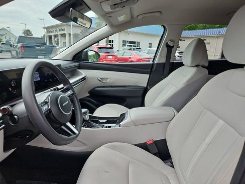 Used 2025 Hyundai Tucson SEL FWD image 22