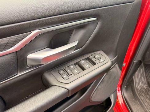 New 2026 RAM 1500 Big Horn AWD/4WD image 16