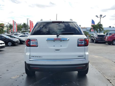 Used 2014 GMC Acadia SLT image 7