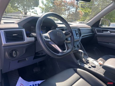 Used 2022 Volkswagen Atlas SE AWD/4WD image 11