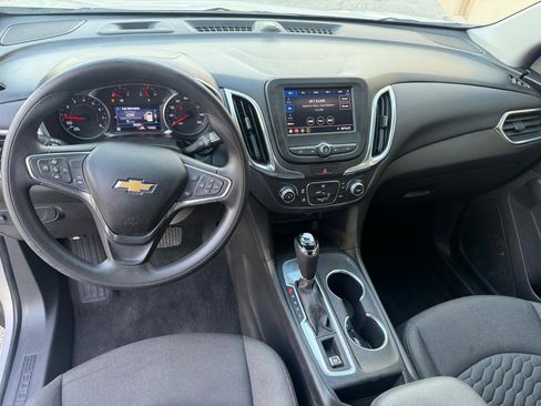 Used 2021 Chevrolet Equinox LT FWD image 26