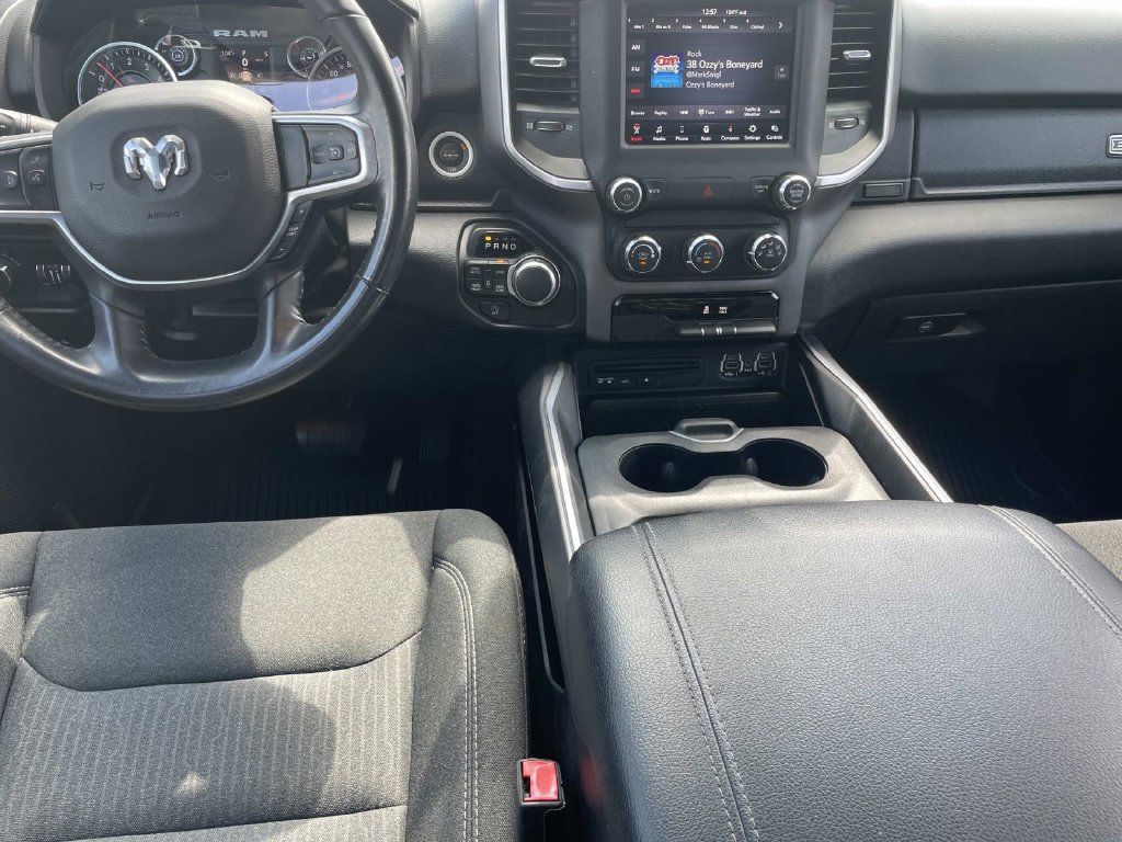 Used 2019 RAM 1500 Big Horn AWD/4WD image 9