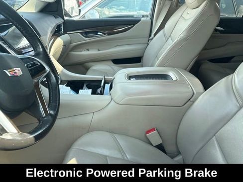 Used 2020 Cadillac Escalade Premium Luxury w/ LPO, Radiant Package AWD/4WD image 10