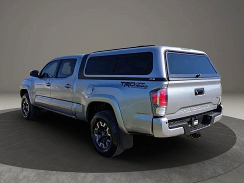 Used 2021 Toyota Tacoma TRD Off-Road w/ TRD Premium Off Road Package AWD/4WD image 5