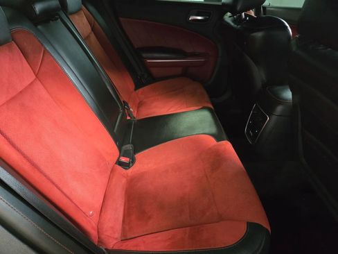 Used 2016 Dodge Charger R/T Scat Pack w/ Beats Audio Group RWD image 9