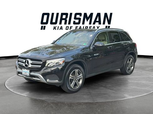 Used 2018 Mercedes-Benz GLC 300 4MATIC image 2