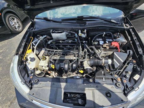 Used 2011 Ford Focus SE FWD image 16