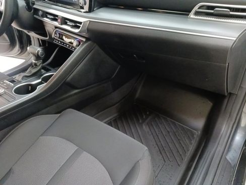 Used 2022 Kia K5 LXS image 27