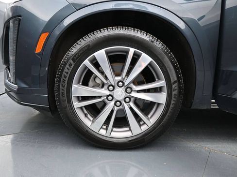 Used 2020 Cadillac XT6 Premium Luxury AWD/4WD image 31