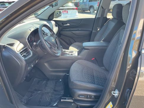 Used 2023 Chevrolet Equinox LT FWD image 46
