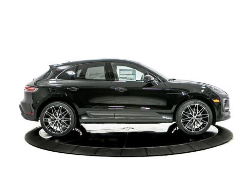 New 2026 Porsche Macan AWD/4WD image 8