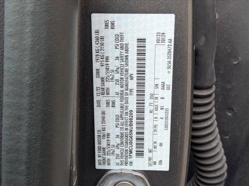 Certified 2022 Ford Escape SE w/ SE Sport Appearance Package FWD image 24