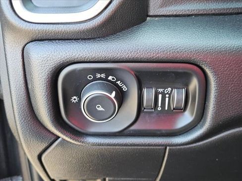 Used 2020 RAM 2500 Tradesman AWD/4WD image 9