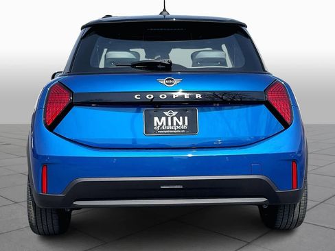 New 2026 MINI Cooper 2-Door Hardtop FWD image 4