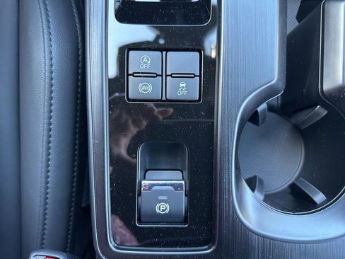 New 2026 Subaru Outback Premium image 25