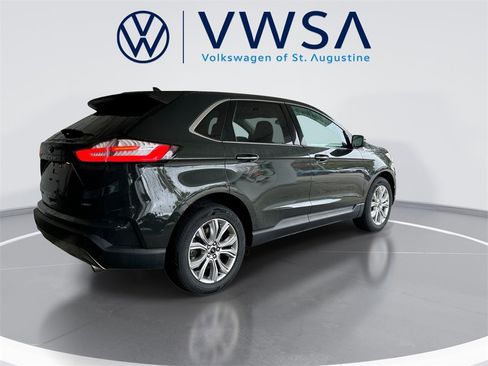 Used 2024 Ford Edge Titanium image 7