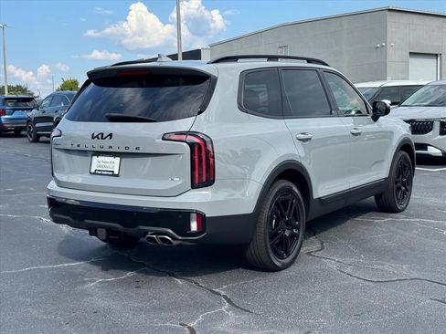 Certified 2025 Kia Telluride SX X-Line AWD/4WD image 3
