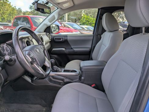 Used 2016 Toyota Tacoma SR5 image 18