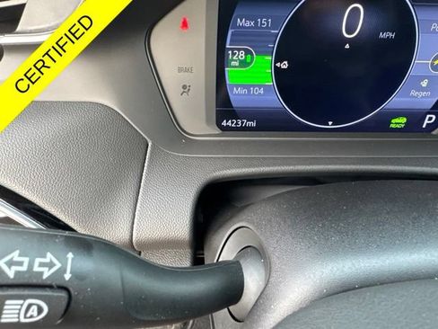 Used 2023 Chevrolet Bolt EUV LT FWD image 17