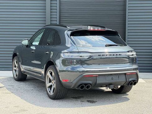 Certified 2024 Porsche Macan AWD/4WD image 3