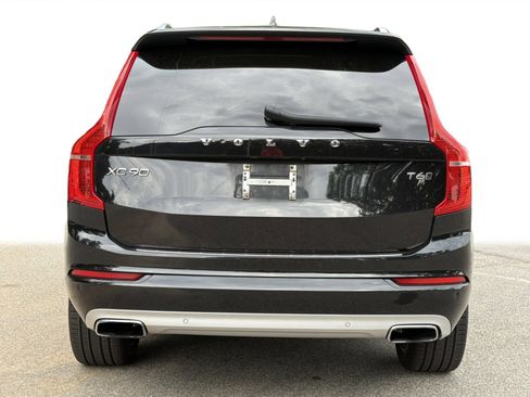 Used 2021 Volvo XC90 T6 Momentum w/ Climate Package AWD/4WD image 22