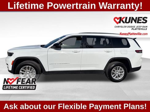 Used 2024 Jeep Grand Cherokee L Laredo image 7