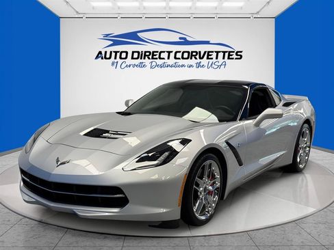 Used 2015 Chevrolet Corvette Stingray Coupe w/ 3LT Preferred Equipment Group RWD image 11