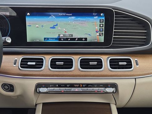 Used 2021 Mercedes-Benz GLE 350 4MATIC image 33