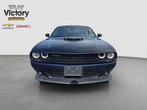 Used 2017 Dodge Challenger R/T Scat Pack RWD image 2