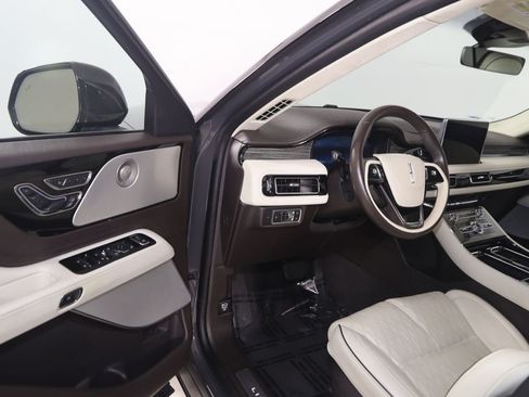 Used 2023 Lincoln Aviator Black Label w/ Dynamic Handling Package AWD/4WD image 54