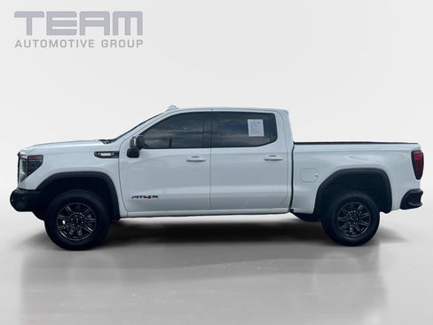 Used 2024 GMC Sierra 1500 AT4X AWD/4WD image 4