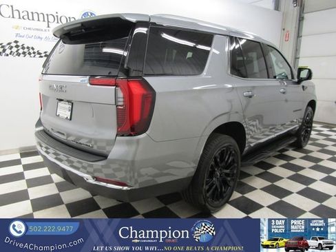 Used 2025 GMC Yukon Elevation w/ LPO, Yukon Black Package image 12