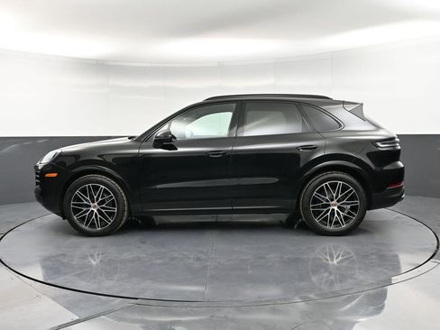 New 2026 Porsche Cayenne AWD/4WD image 2