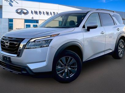 Used 2025 Nissan Pathfinder SV