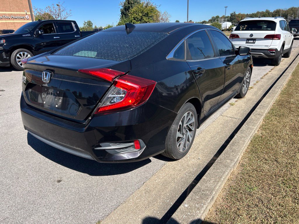 Used 2018 Honda Civic EX image 3
