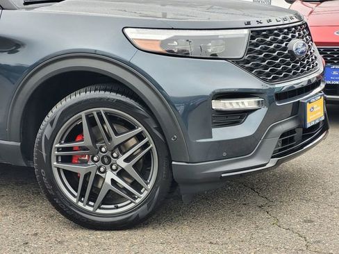 Certified 2022 Ford Explorer ST w/ Equipment Group 401A image 6