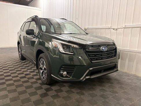 Used 2023 Subaru Forester Premium AWD/4WD image 21