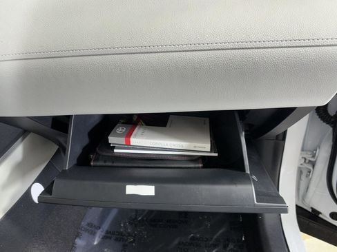 Used 2023 Toyota Corolla Cross L image 33