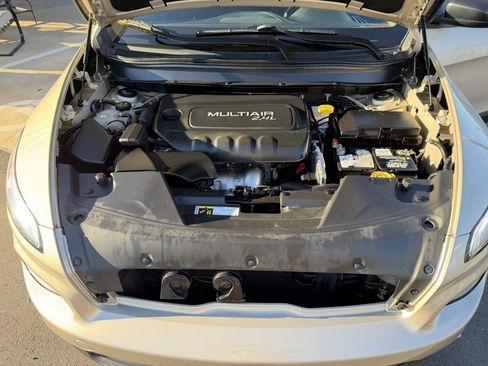 Used 2014 Jeep Cherokee Sport w/ Cold Weather Group image 27