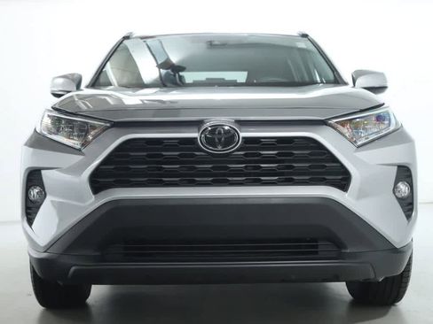 Certified 2020 Toyota RAV4 XLE image 4
